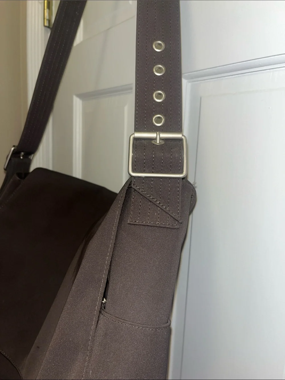 GAP versatile dark